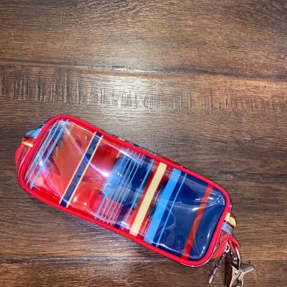 NEW STRIPED PLASTIC MAKEUP COSMETIC BAG EIFFEL TOWER CHARM - Picture 3 of 7